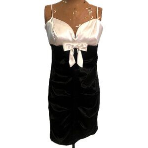 Vintage Y2K Beata Studio Bodycon Satin Party Dress Juniors 15 Black White Tuxedo